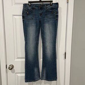 Wallflower Junior’s size 11 jeans